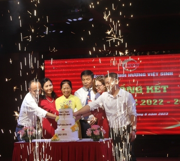 Lễ tổng kết năm làm việc 2022 - 2023 Công ty Hương Việt Sinh